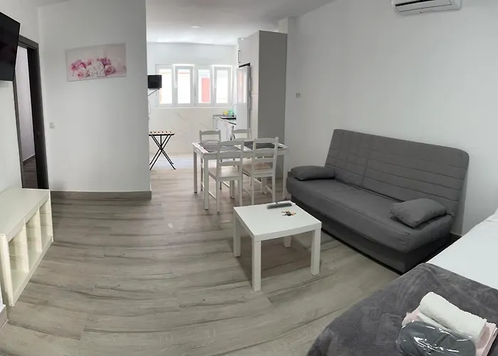 Apartamento Tejares 3B